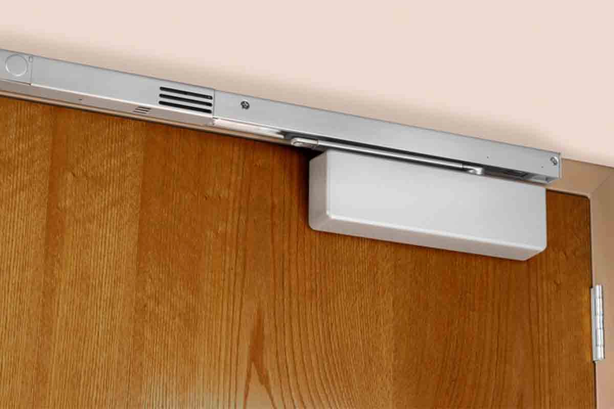  fire door closers regulations 