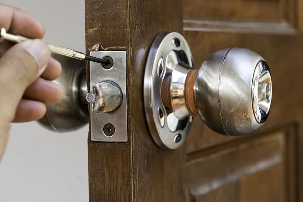  Buy the latest types of door lock sets 