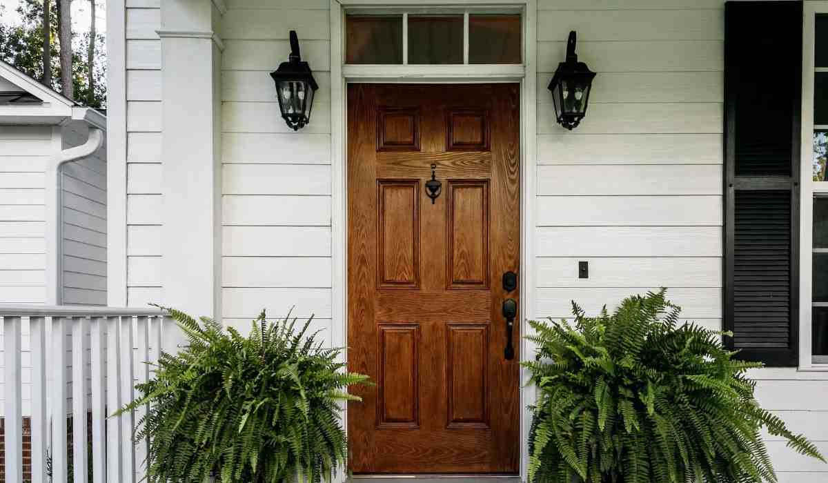  Buy The Latest Types of Wooden Doors At a Reasonable Price 